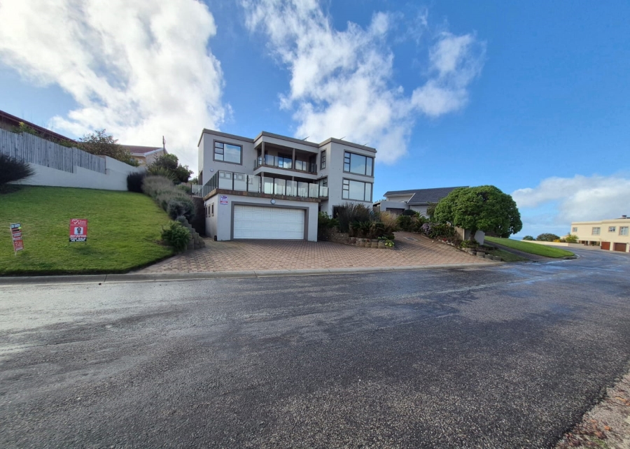 4 Bedroom Property for Sale in Dana Bay Western Cape